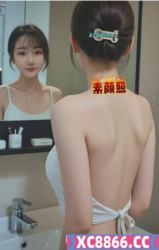 酷似演员小柳岩款