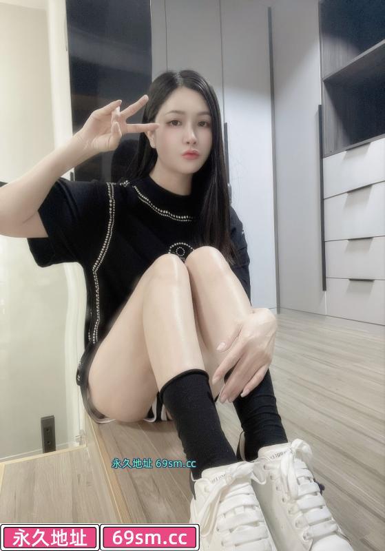性感大长腿挺好看
