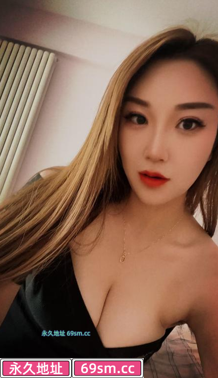 宝山大胸美女