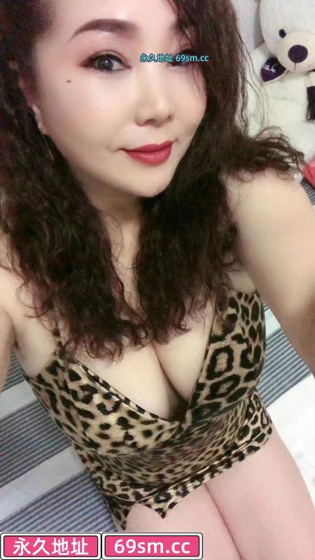 大奶肥臀美熟女回归