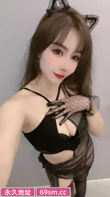 金牛制服风骚少妇