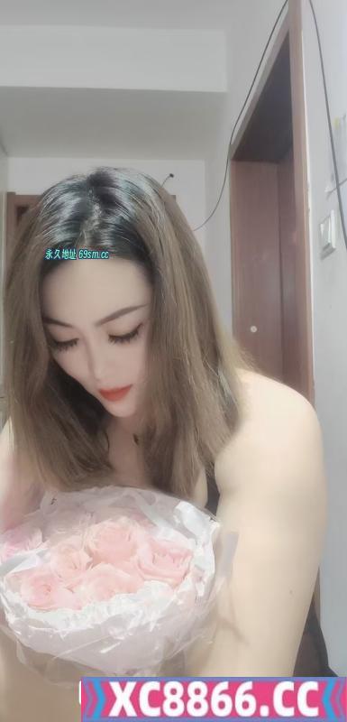 开放潮喷少妇