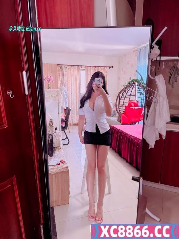 大胸肥臀骚晴儿