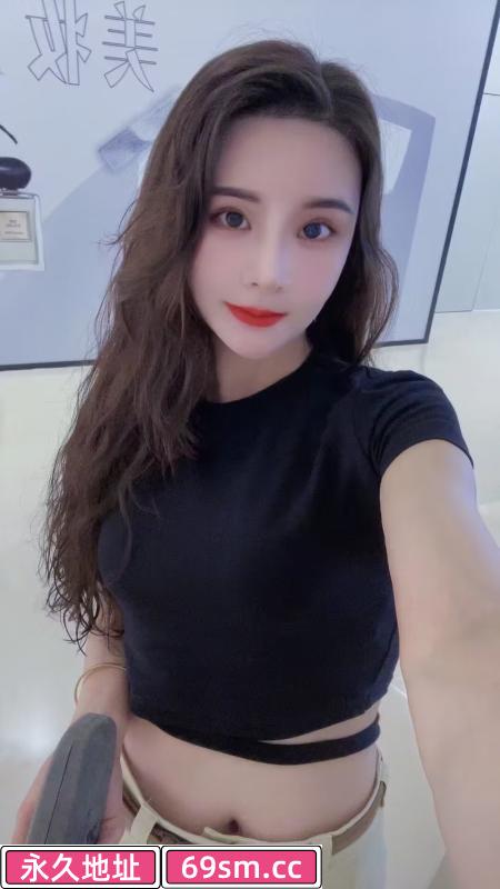 很骚的小妮子