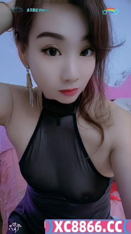 越秀轻熟黑丝少妇