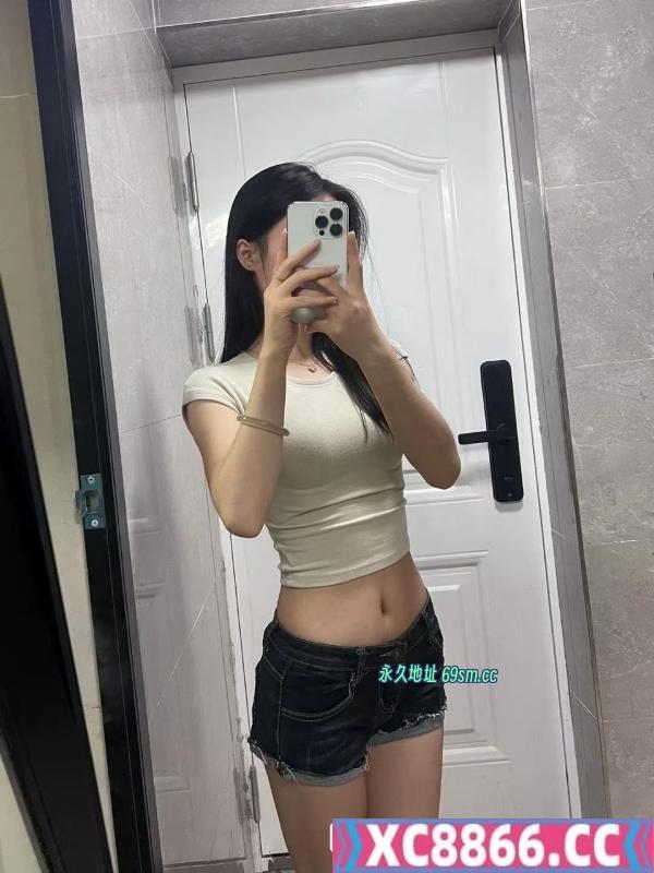 零零后可爱小嫩妹