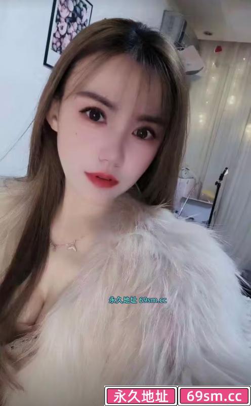 小巧美女艾米