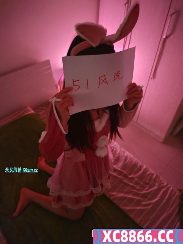 制服兔女郎