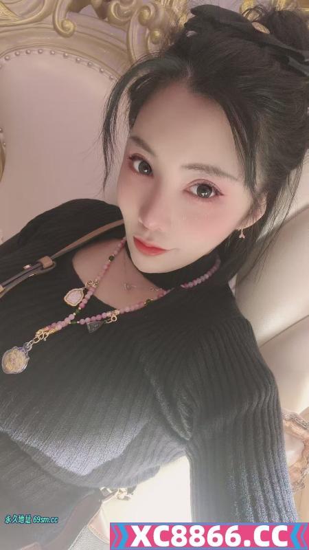 网红脸桃子