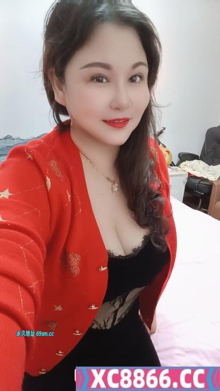 性价比大胸熟女