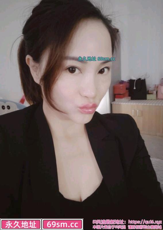 坑口地铁站少妇