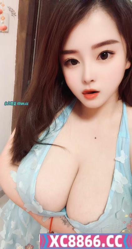 爆乳骚女友妮子
