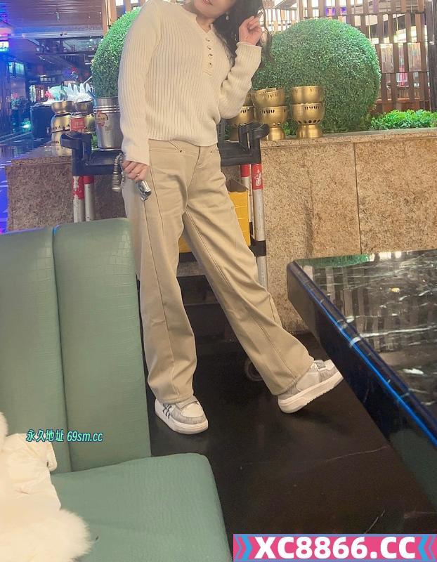 中项妹子