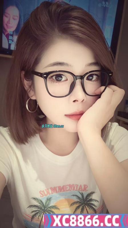 蜀山肥臀短发女