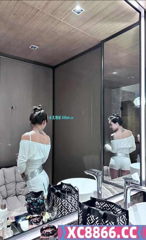 敏感易高潮莞式铭铭