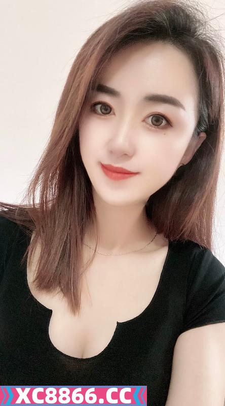 三通黑丝少妇