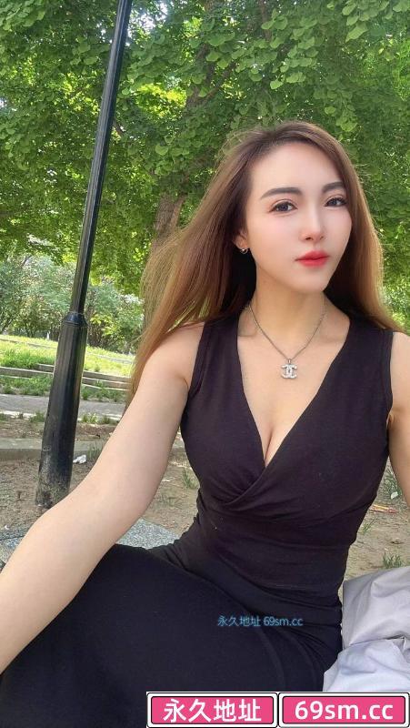 风骚妩媚身材好妹子