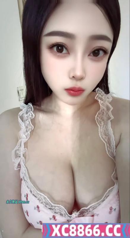 川渝巨乳妹蜜桃