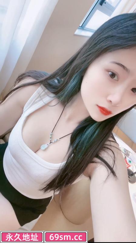 崇川轻熟风骚少妇