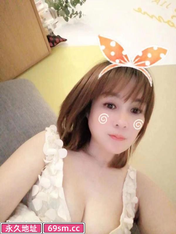 南站附近小区少妇
