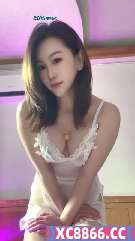肤白貌美大长腿
