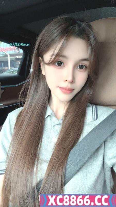 栖霞靓妹允儿