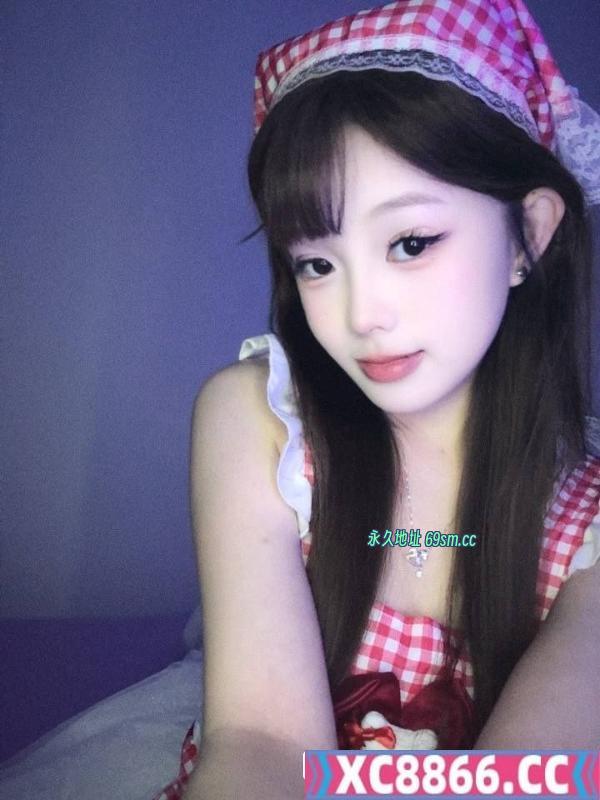 海珠肤白服务系嫩妹