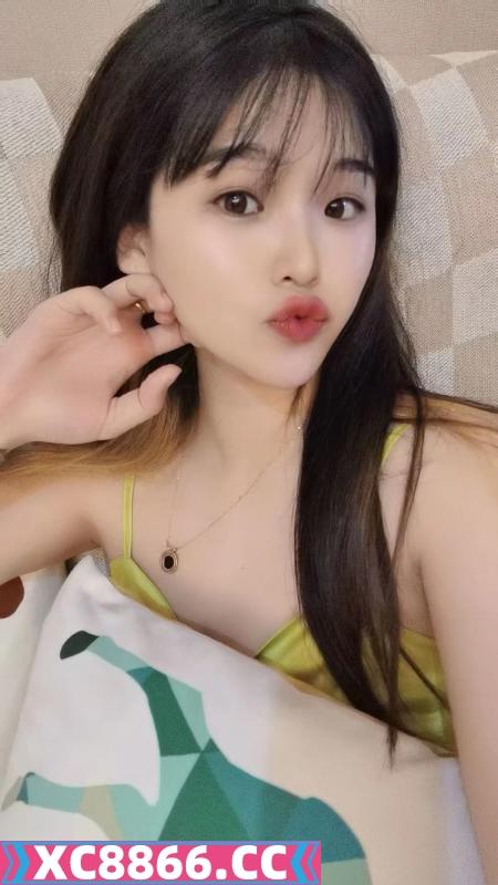 娇小可爱骚女