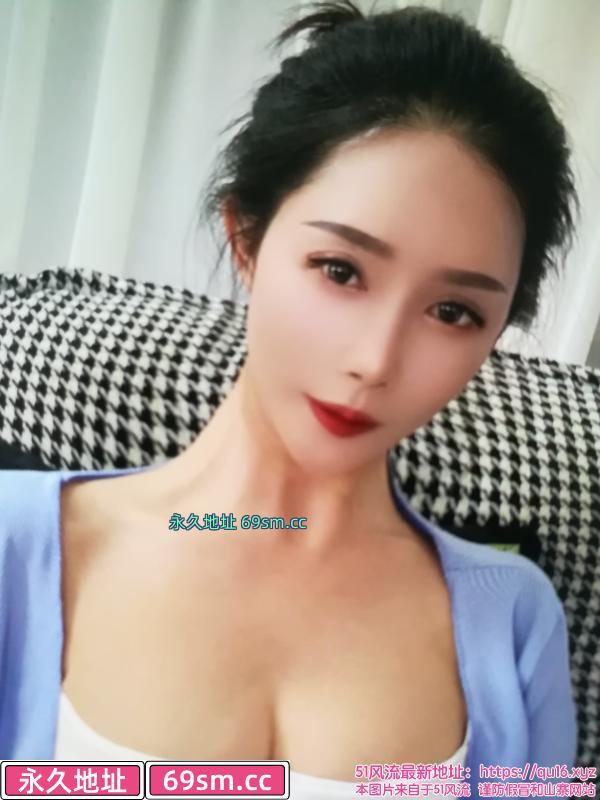 光谷美人阳阳