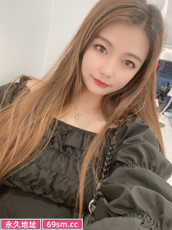 漂亮大胸妹子
