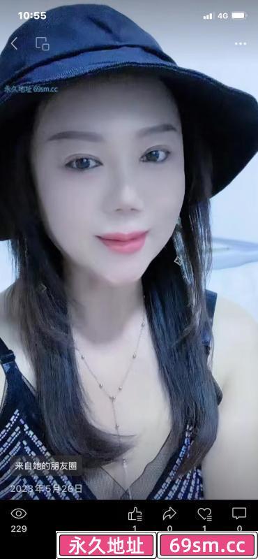 大胸月儿性感妖妇