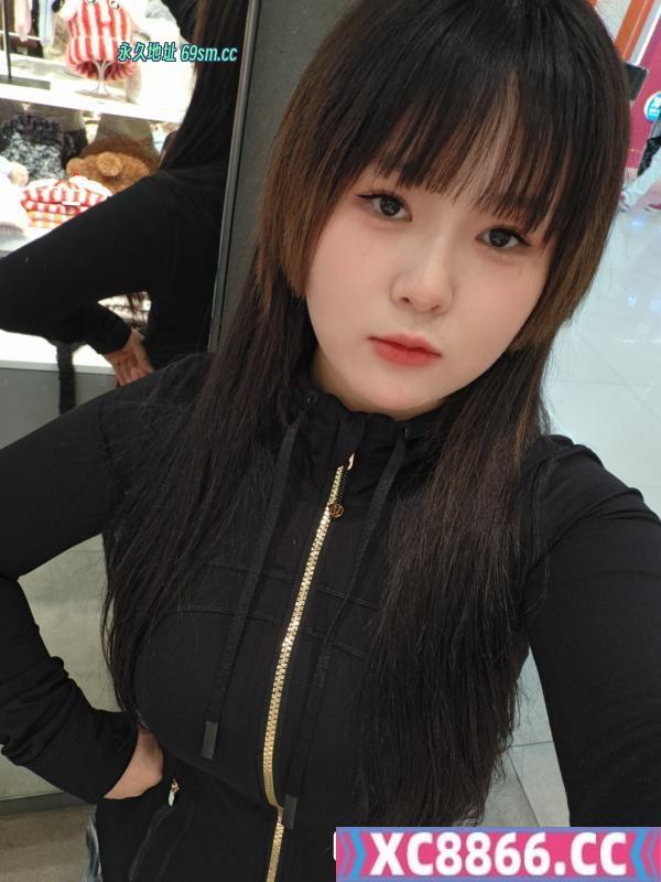 丰满的女孩