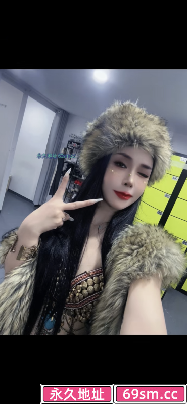 九头身高颜值来了哦