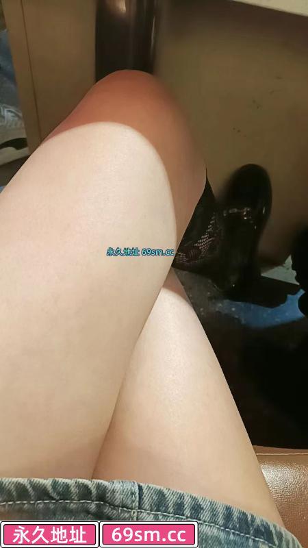 打卡六合少妇