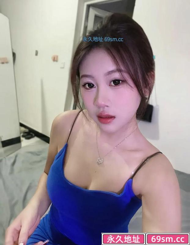 肤白服务棒的小姐姐