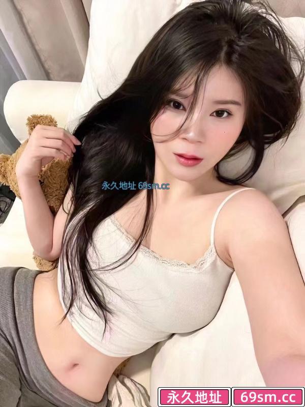 身材曼妙的御姐