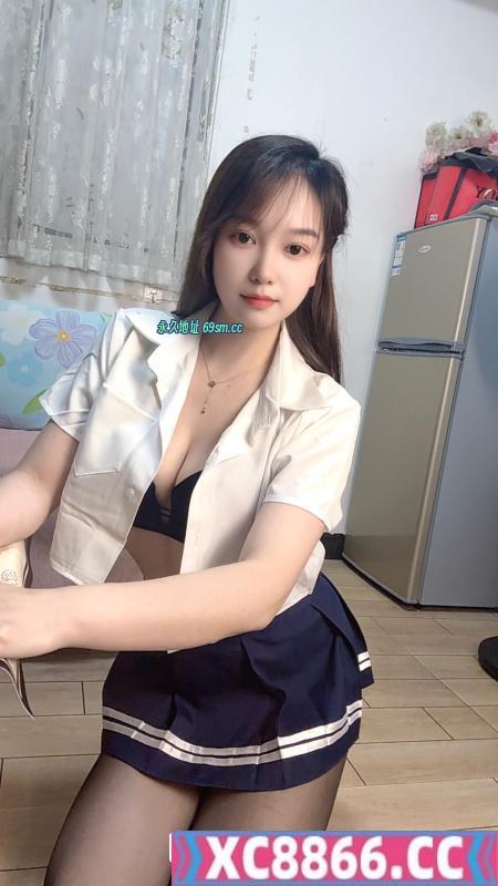 白云制服骚妹