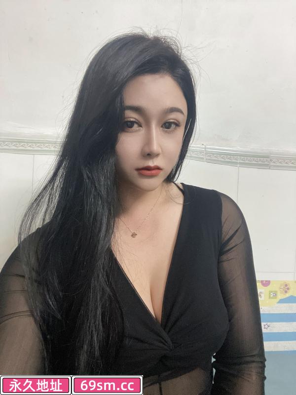 龙华性感美女