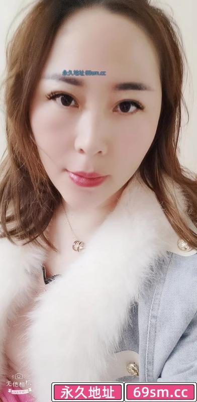 服务型大奶雪梅