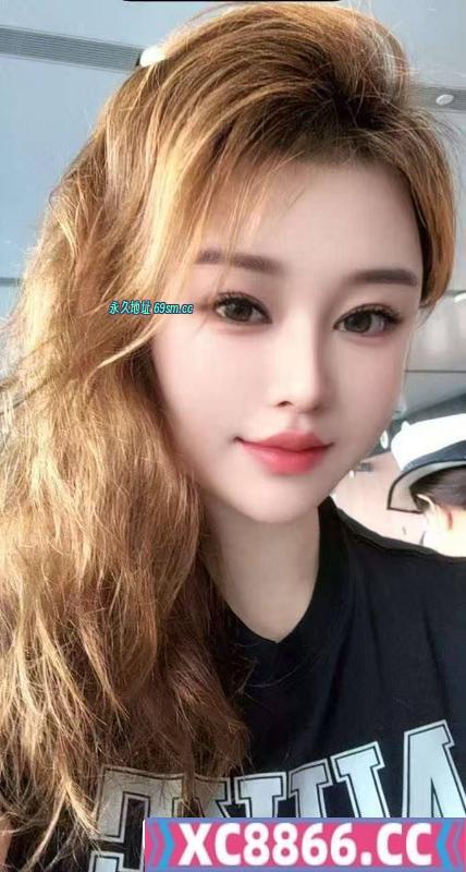 蜜桃臀健身教练咪西儿