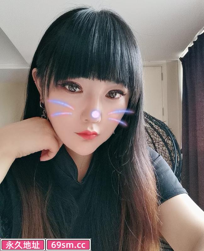天鹅湖如烟