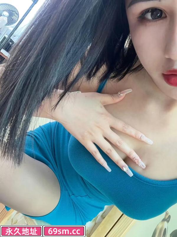 黄岛e胸妹子