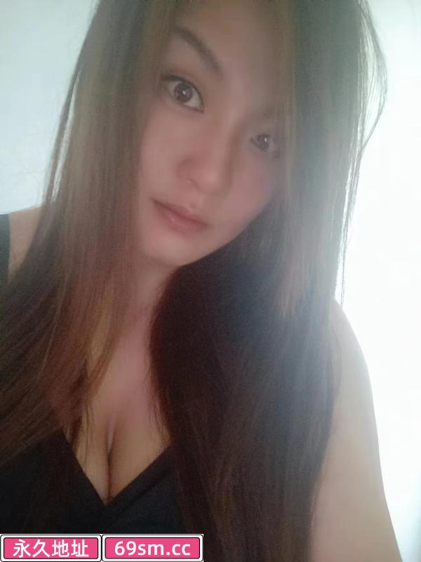 眼神撩人的中项妹子