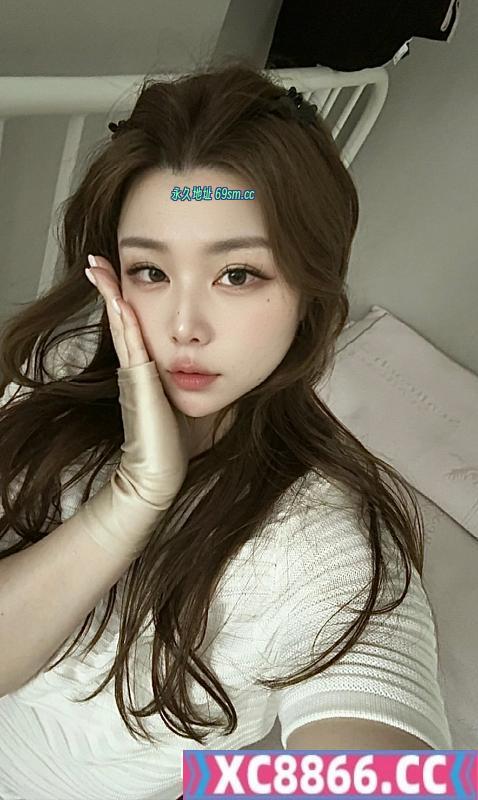 相城翘臀性感妹妹