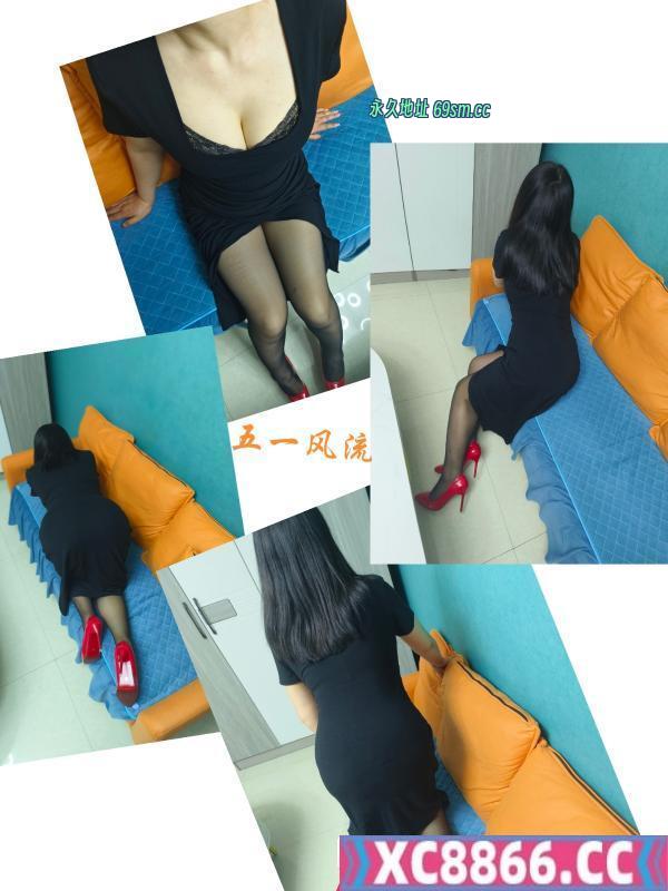 黑丝臀红高跟邻家少妇