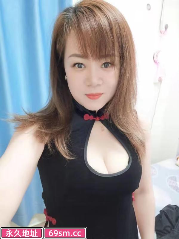 旗袍大奶御姐 小芳