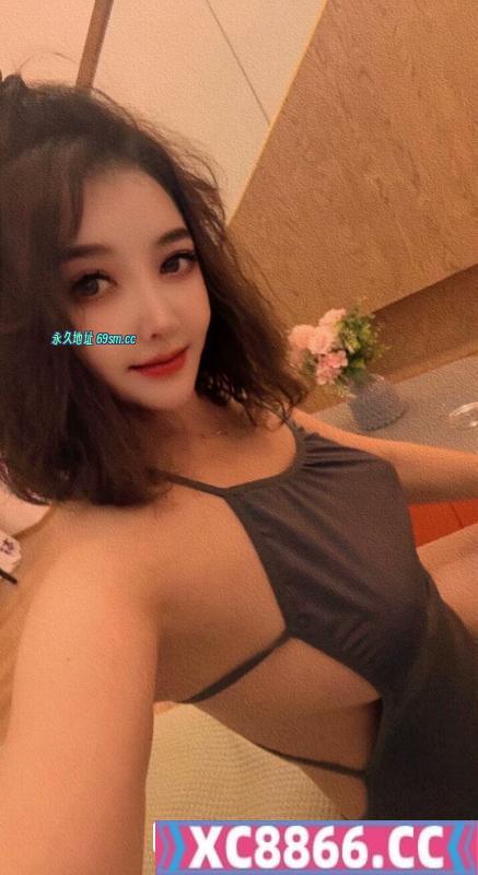 漂亮妹妹加依娜