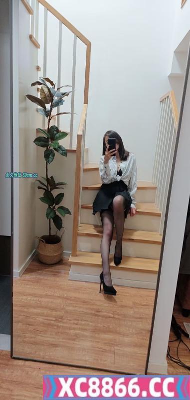 新新小少妇