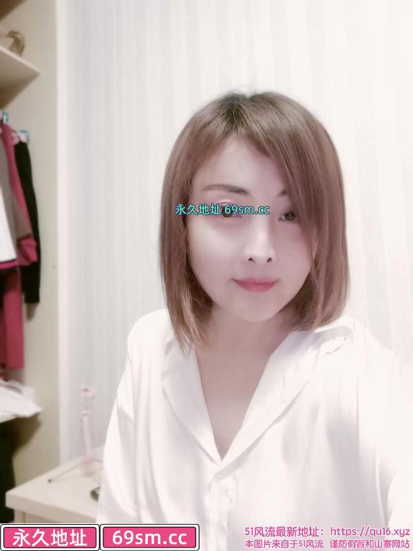 服务系温柔骚少妇
