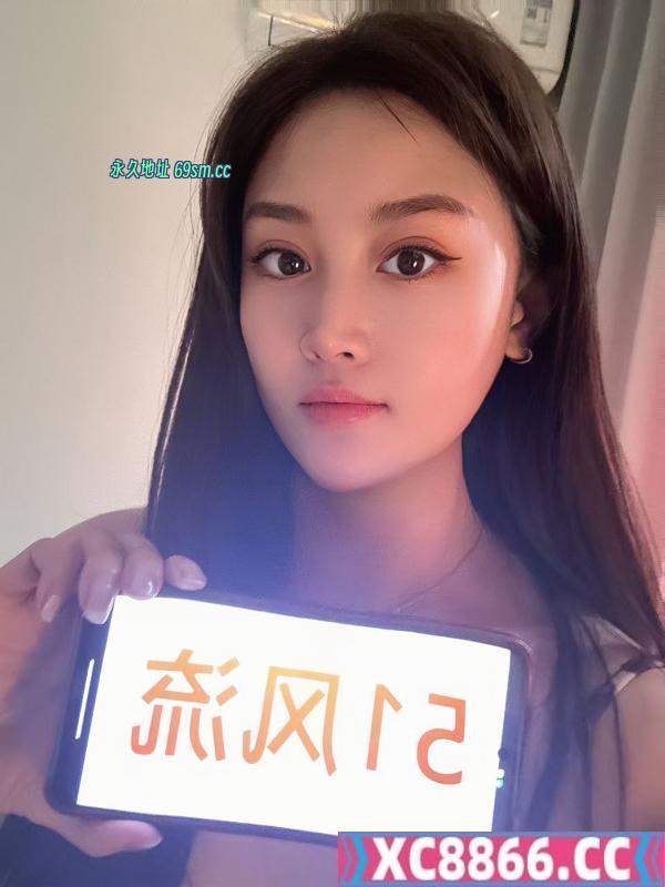 蜜桃臀艳舞少妇